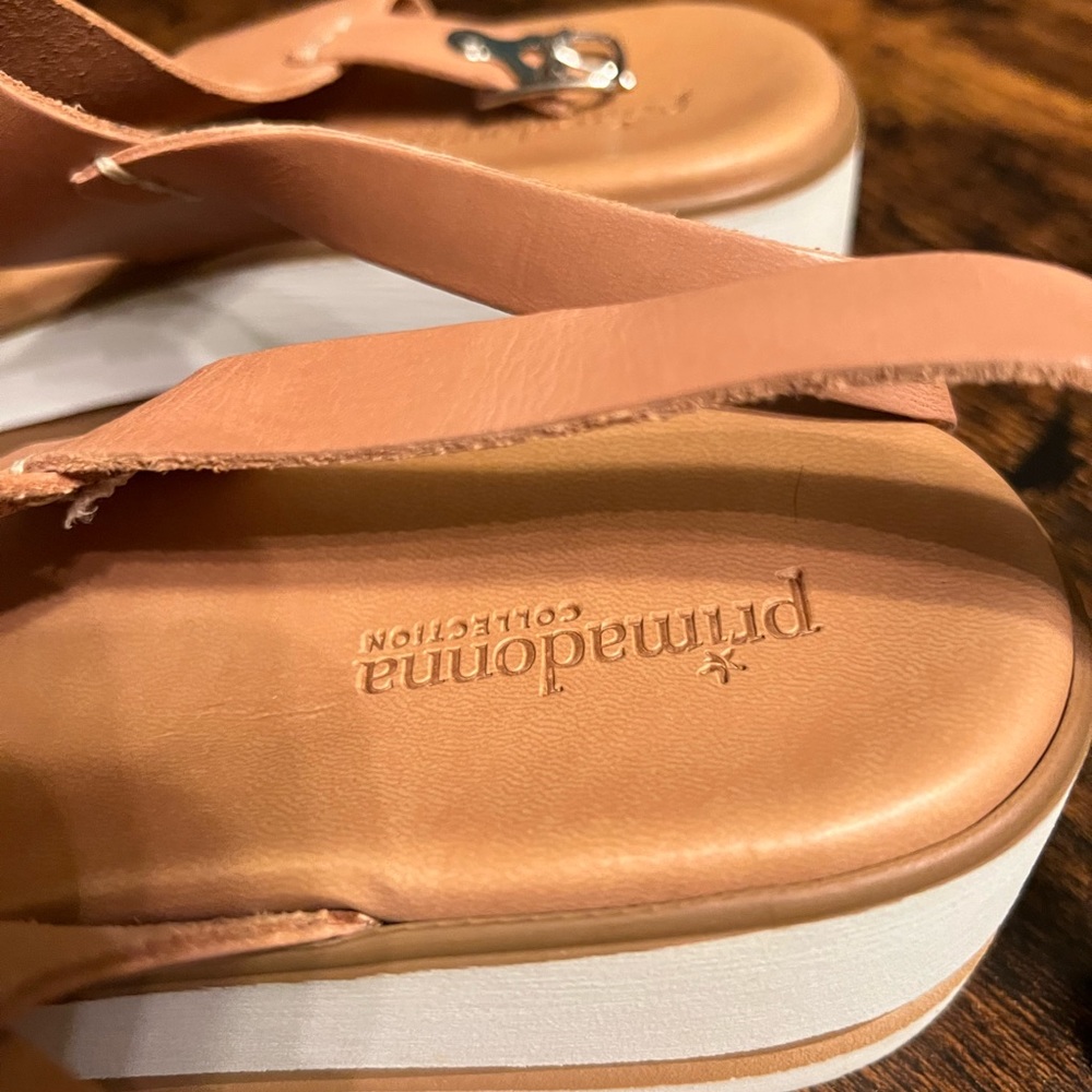Beautiful platform sandals - Picture 3 of 7